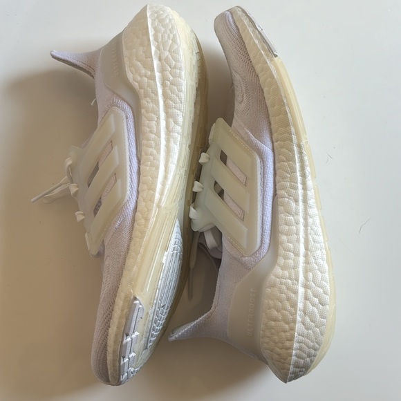 NEW ultraboost women’s white sneakers - Picture 4 of 9